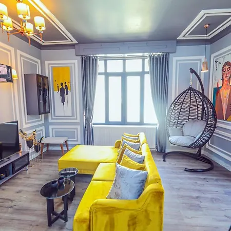 Form Hotel